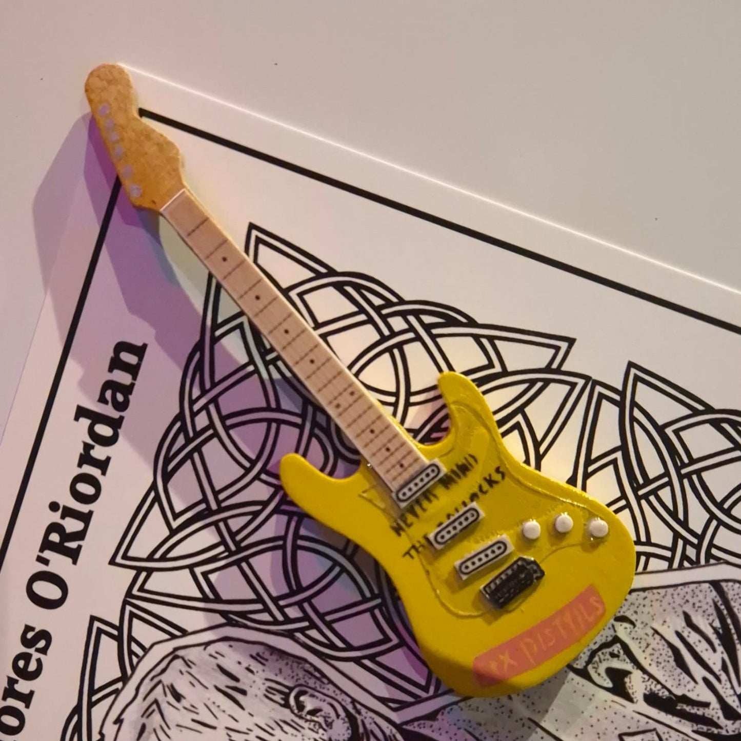 Sex Pistol Guitar Magnet